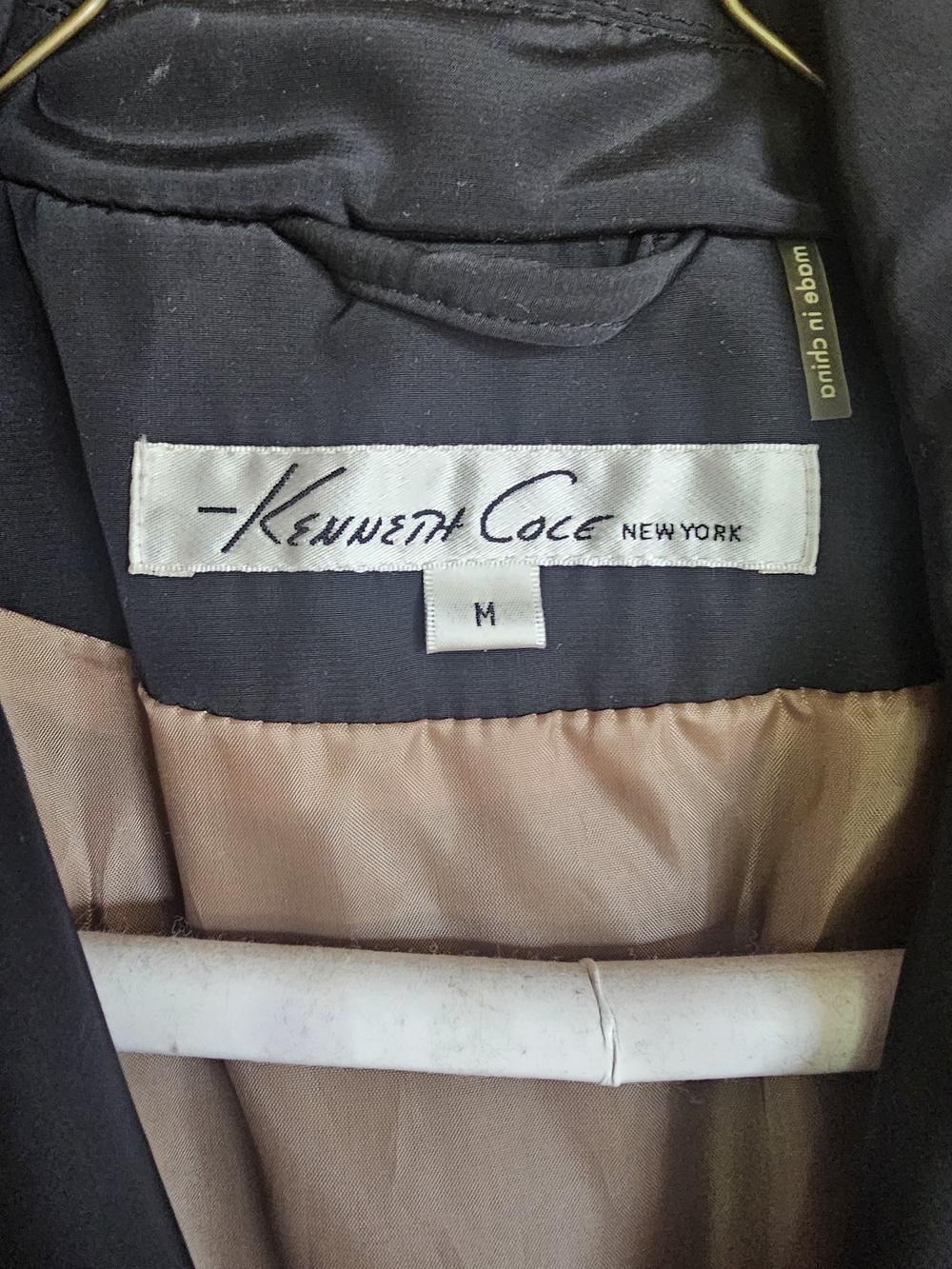 Kenneth Cole New York Black Rain Trench Coat with Gold Hardware and Belt - Picture 2 of 2